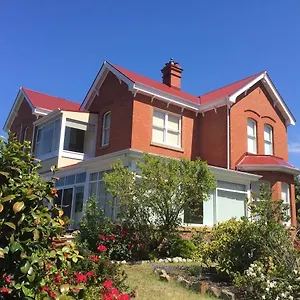 meriam-bed-and-breakfast-and-explore-tasmania-with-meriambb.top-hotels-hobart.com/